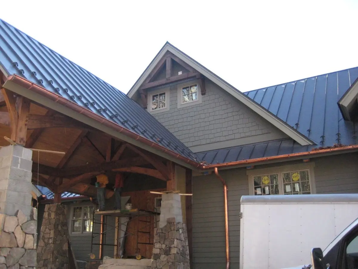 Craftsman Roofing team delivering quality roofing work in Cathedral Heights
